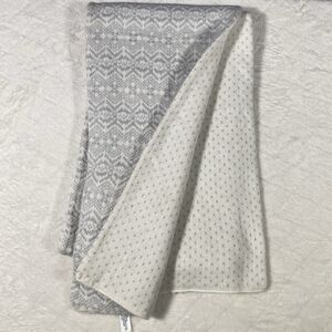 Women's Reversible Knit Scarf Fair Isle Nordic Polka Dot Cozy Cabin Core NWT